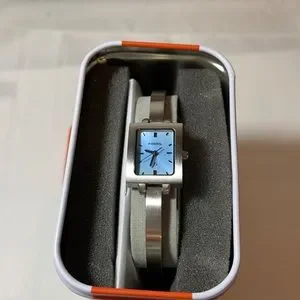 Fossil Watch 1990’s with Collector Tin Vintage 1990 Fossil Ladies Watch In Tin Works. | eBay main image 4